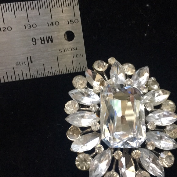 Rhinestone statement ring - Picture 11 of 11